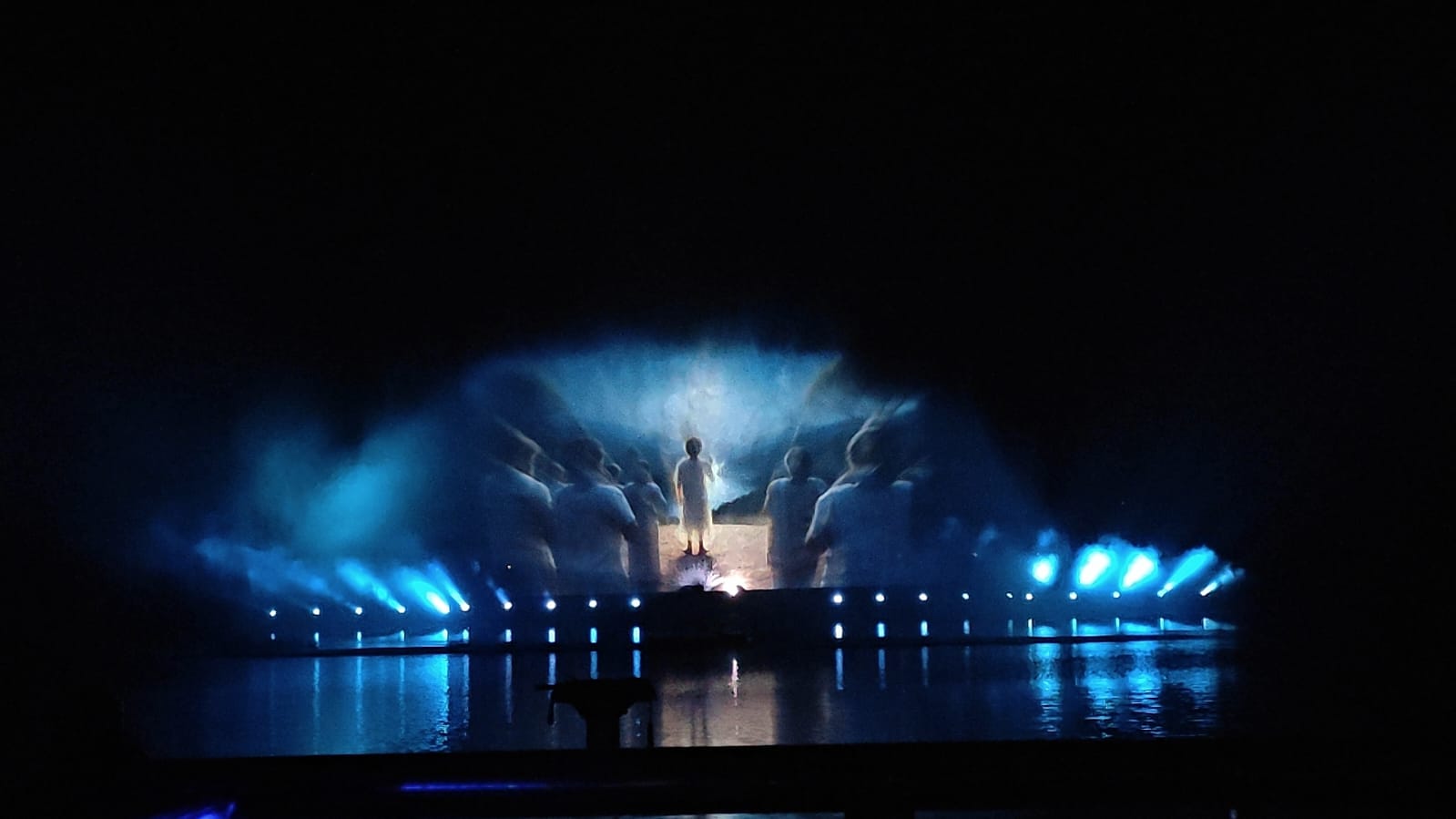 Waterscreen Show project 1